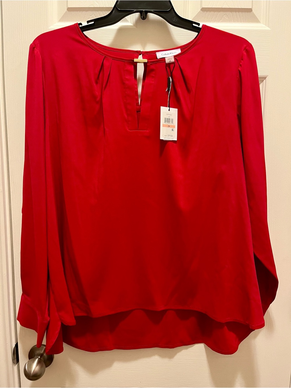 Calvin Klein Red Blouse 2X NWT Long Sleeve Split Neck Gold Bar Detail